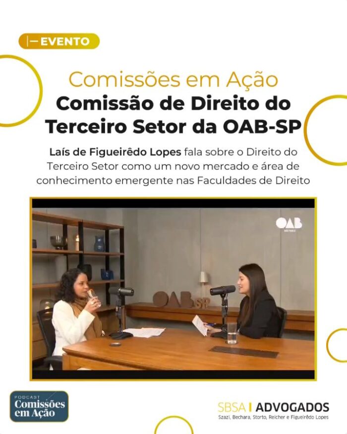 #paratodosverem Fundo branco com círculos amarelos. Em primeiro plano, tela que mostra trecho da participação de Laís no podcast "Comissões em Ação ".